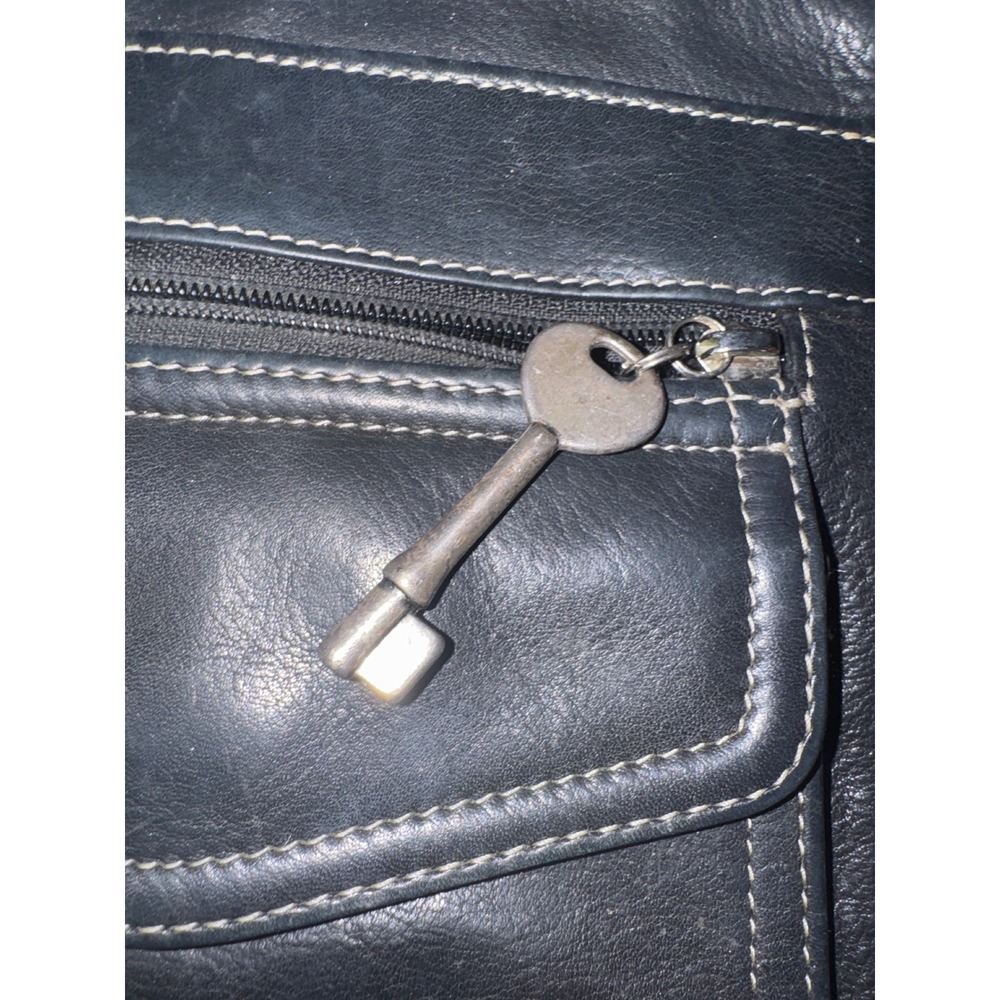Fossil Black Leather Crossbody Bag Signature Key Charm Organizer 75082 9 x 8 - Picture 6 of 16
